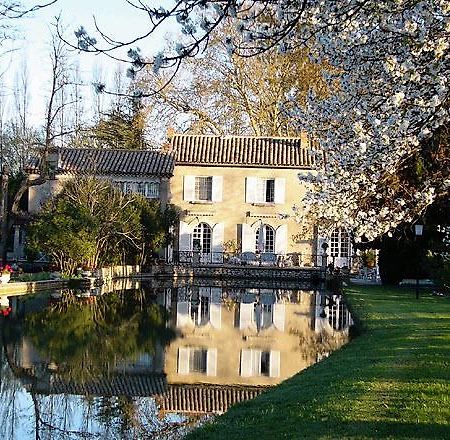Domaine Du Moulin Hotel Saint-Laurent-des-Arbres Buitenkant foto