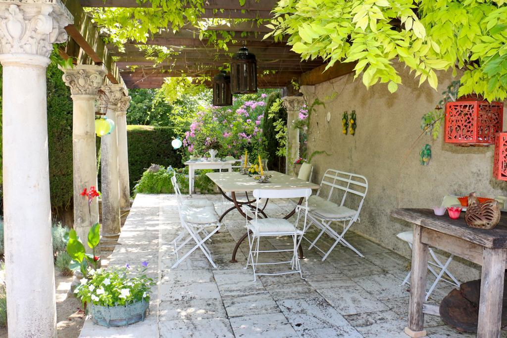 Domaine Du Moulin Hotel Saint-Laurent-des-Arbres Buitenkant foto