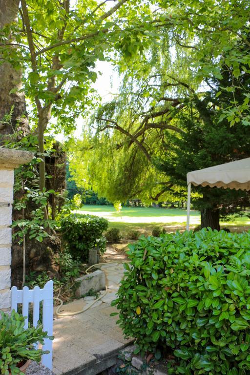 Domaine Du Moulin Hotel Saint-Laurent-des-Arbres Buitenkant foto