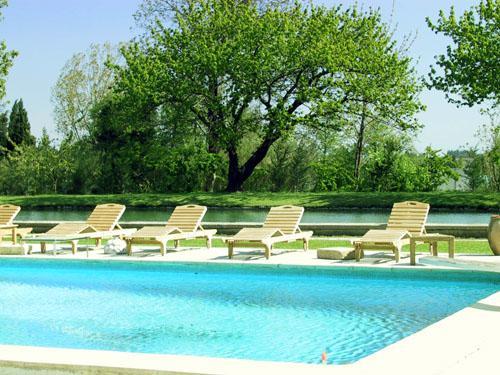 Domaine Du Moulin Hotel Saint-Laurent-des-Arbres Buitenkant foto