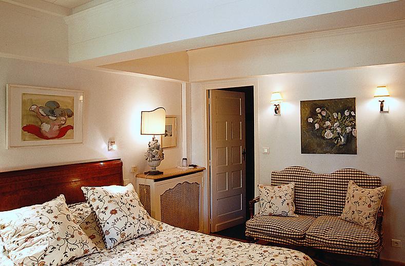 Domaine Du Moulin Hotel Saint-Laurent-des-Arbres Buitenkant foto