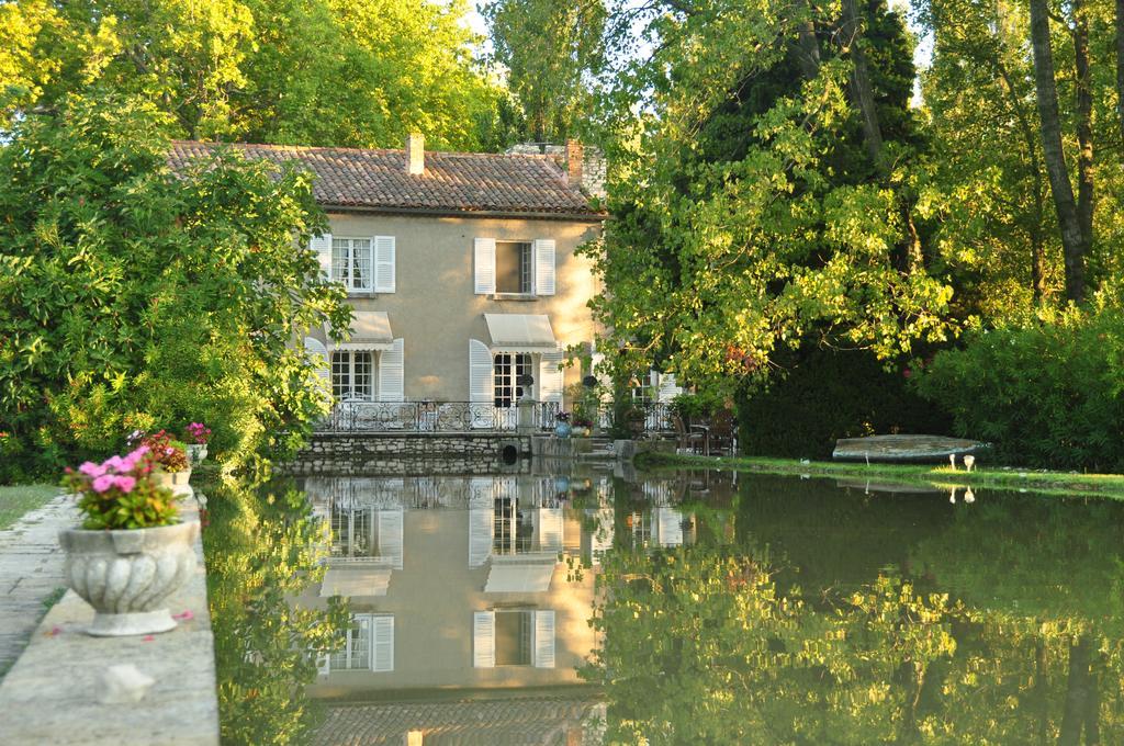 Domaine Du Moulin Hotel Saint-Laurent-des-Arbres Buitenkant foto