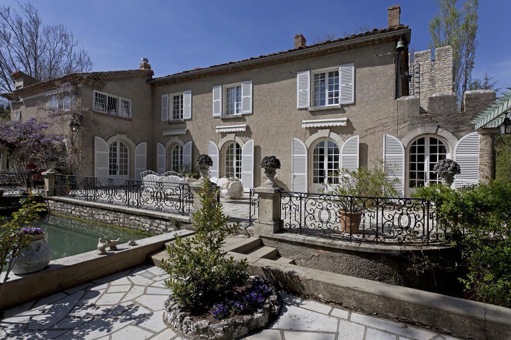 Domaine Du Moulin Hotel Saint-Laurent-des-Arbres Buitenkant foto